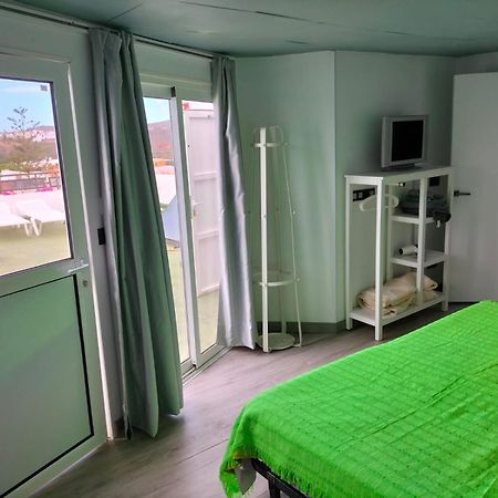 Vv Las Buganvillas Maspalomas - Cocina Y Habitaciones Con Banos Privados Exterior foto