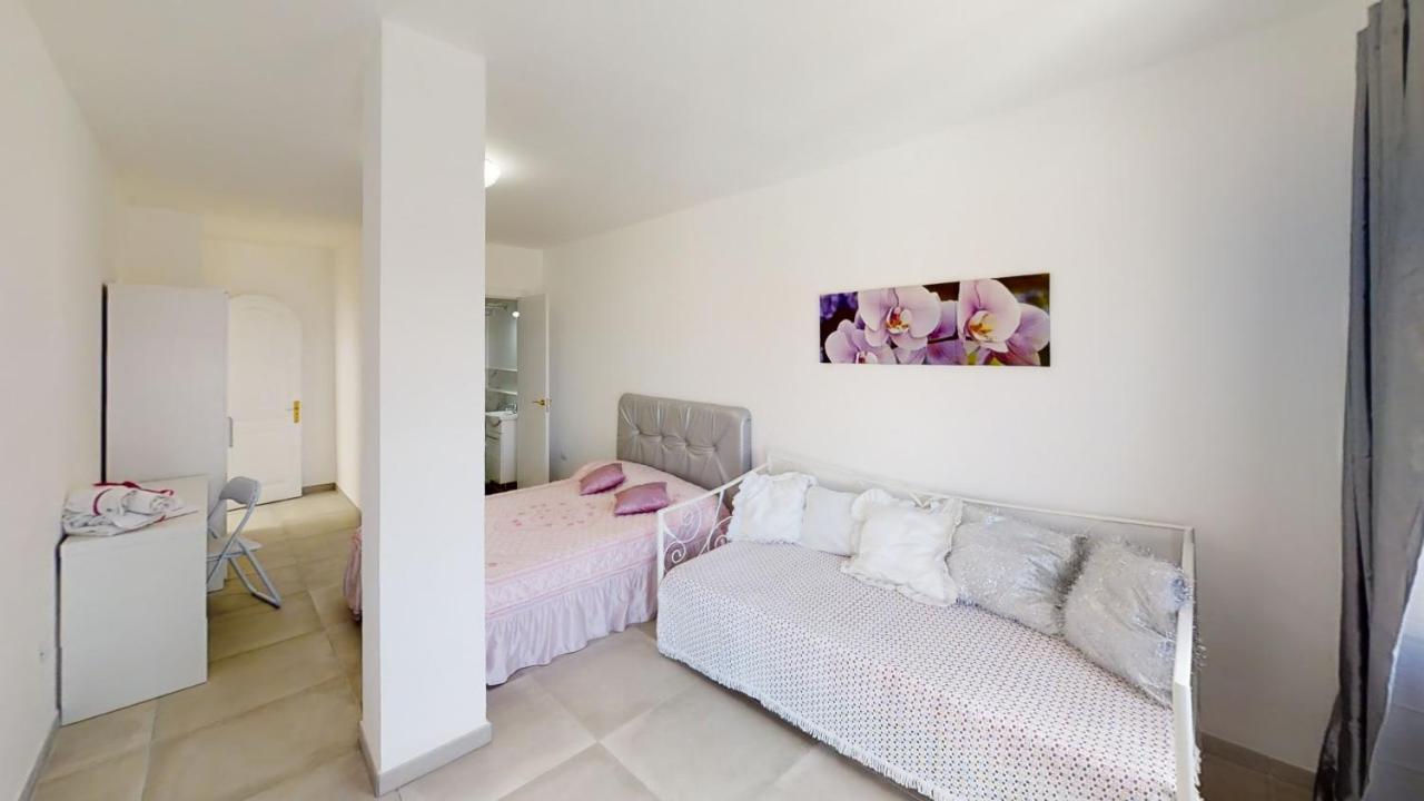 Vv Las Buganvillas Maspalomas - Cocina Y Habitaciones Con Banos Privados Exterior foto