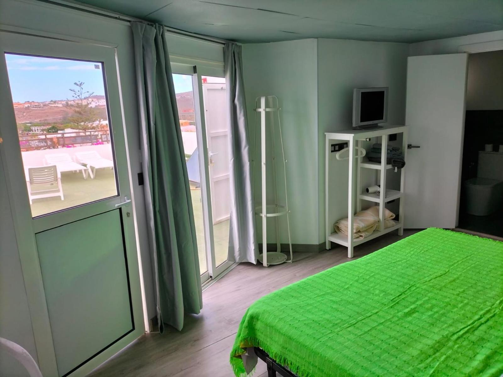Vv Las Buganvillas Maspalomas - Cocina Y Habitaciones Con Banos Privados Exterior foto