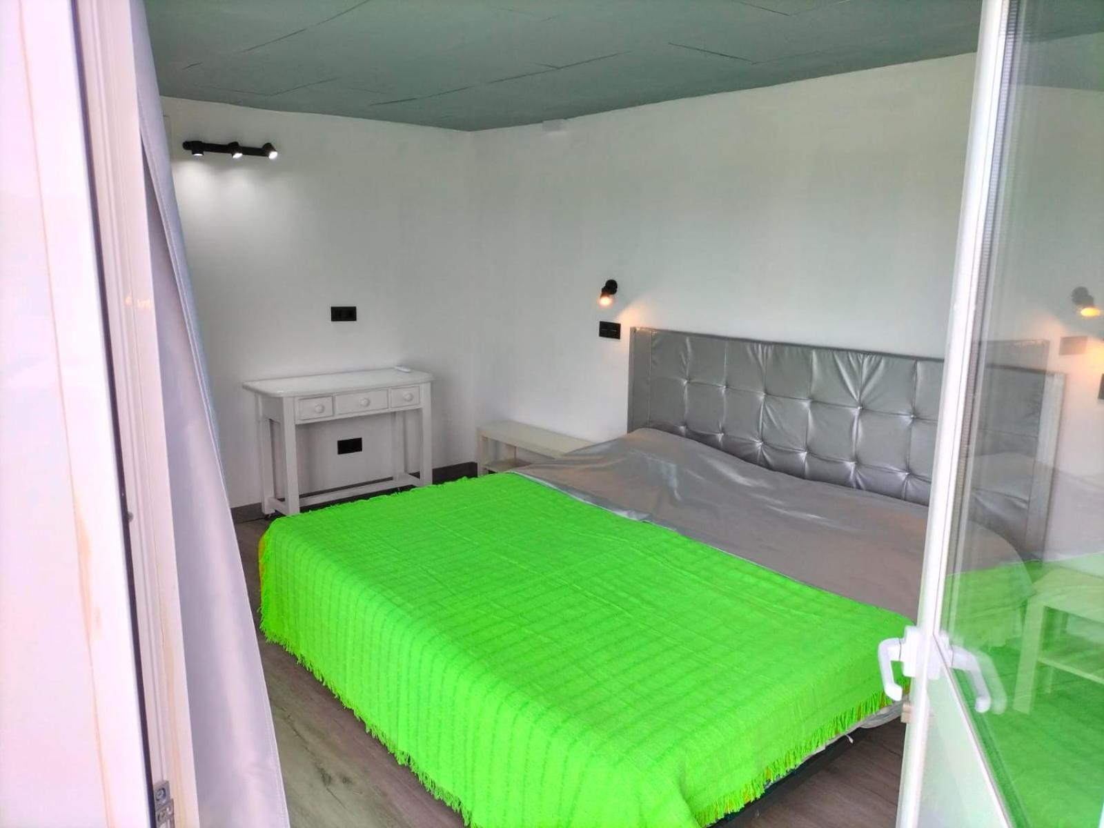 Vv Las Buganvillas Maspalomas - Cocina Y Habitaciones Con Banos Privados Exterior foto