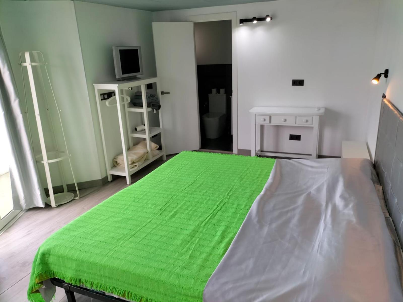 Vv Las Buganvillas Maspalomas - Cocina Y Habitaciones Con Banos Privados Exterior foto